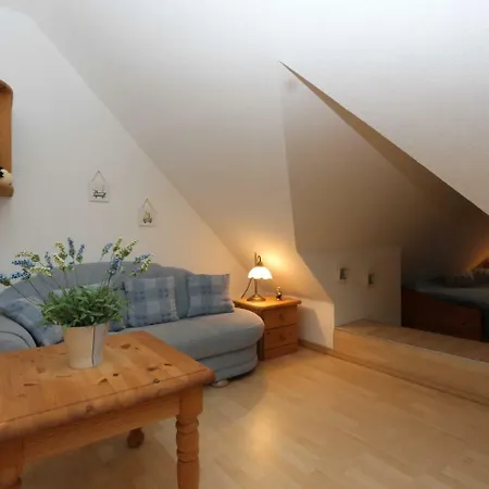 Apartamento Im Reetdachhaus_ D