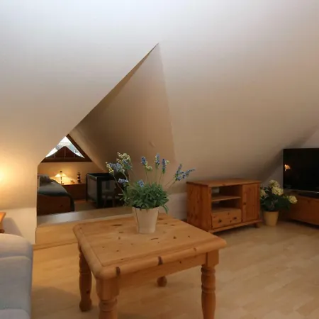 Im Reetdachhaus_ D Apartamento *