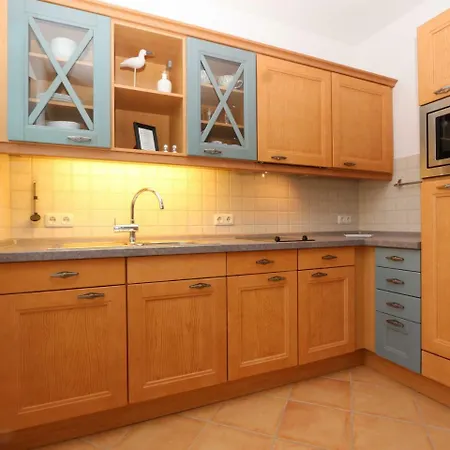 Apartamento Im Reetdachhaus_ D Loddin
